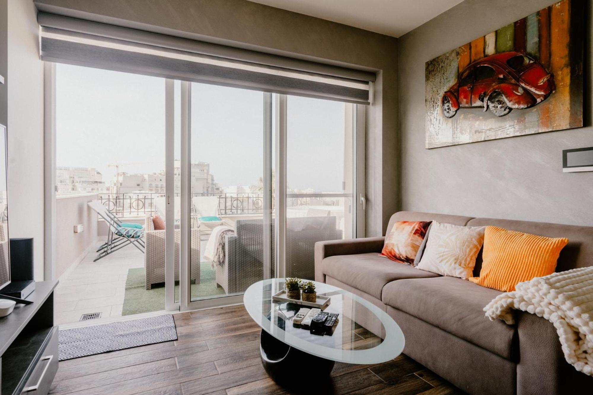 Apartmán La88 Bayview Penthouse With Jacuzzi Sliema Exteriér fotografie