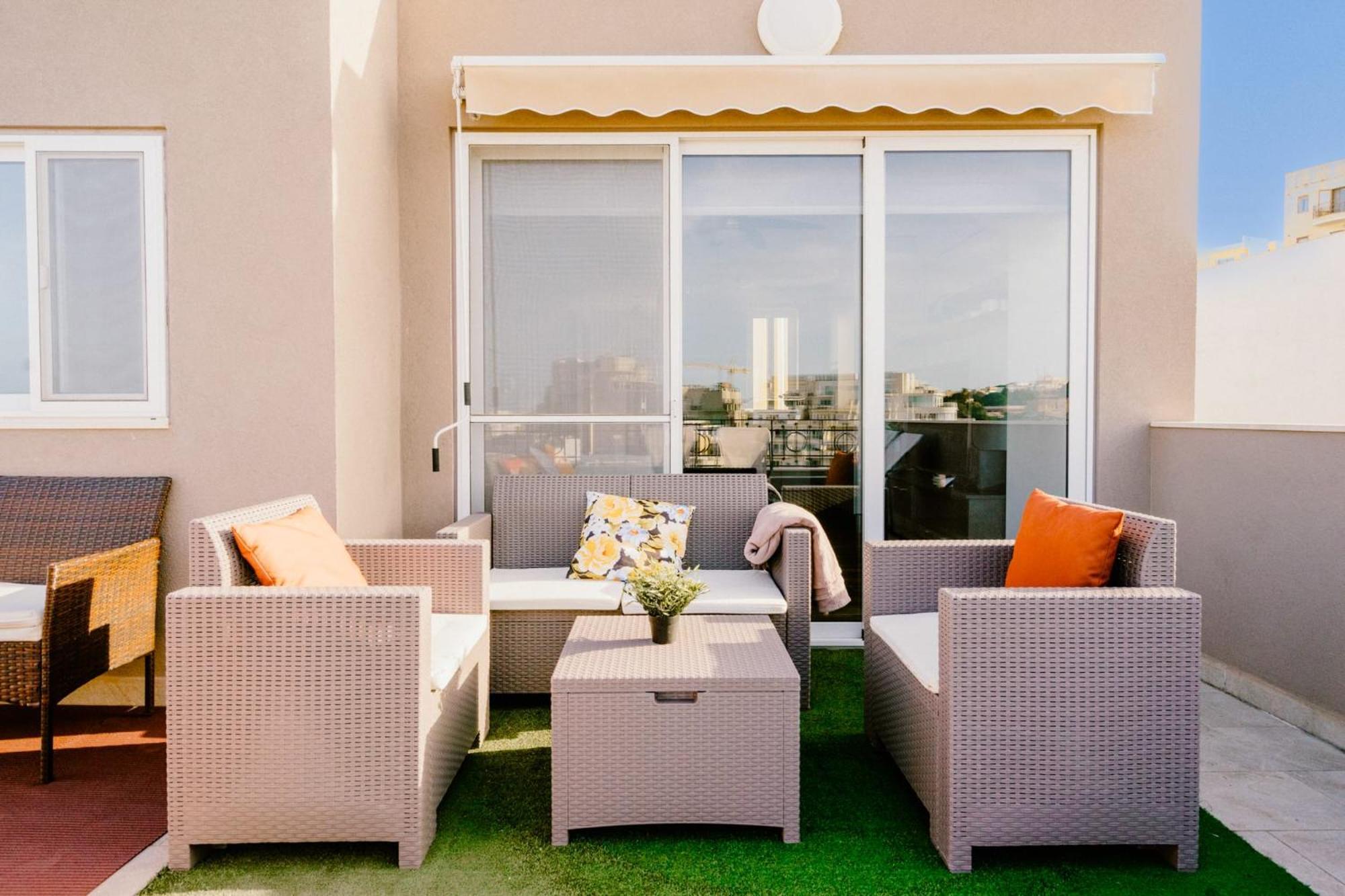 Apartmán La88 Bayview Penthouse With Jacuzzi Sliema Exteriér fotografie